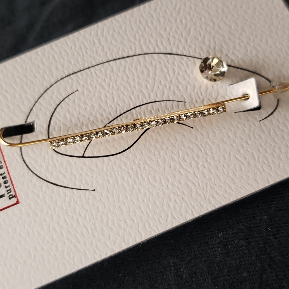 🥳3/20🥳 1 Ear Cuff with Rhinestones & Stud Earring - New in Package - Picture 7 of 9